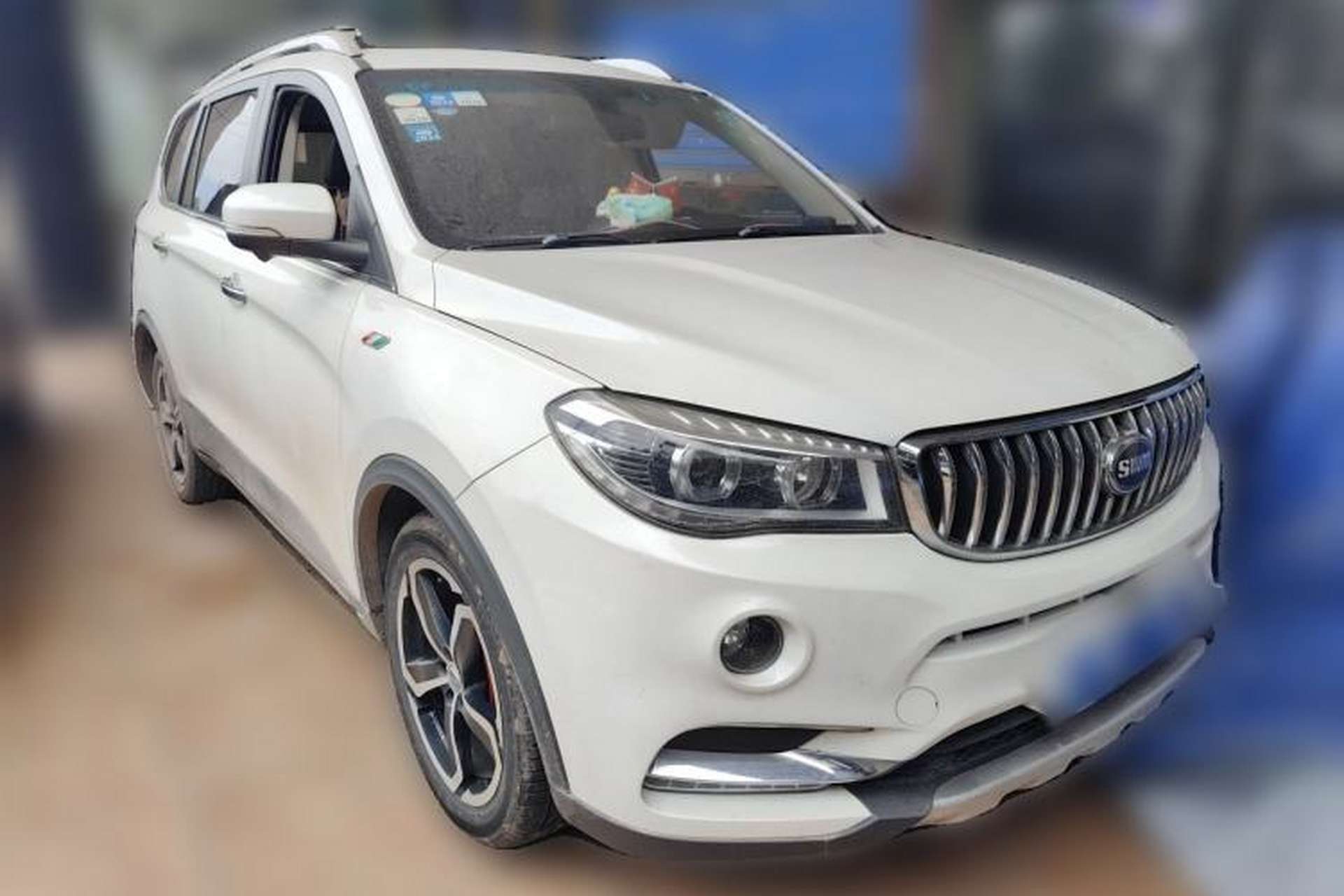 Used SWM X7 2017 1.5T Automatic Smart Enjoyment Version 7 Seats Front Right 45 Deg