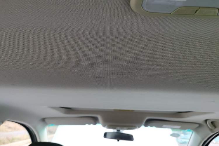 Used SWM X7 2017 1.5T Automatic Smart Enjoyment Version 7 Seats Headliner