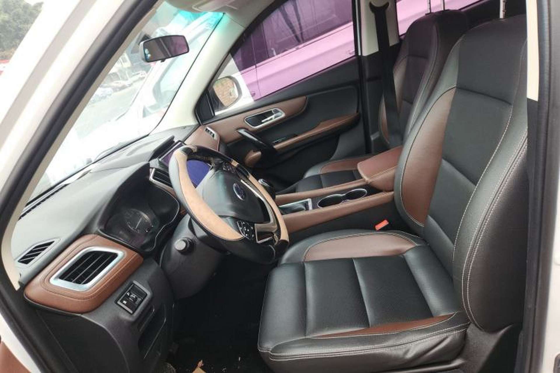Used SWM X7 2017 1.5T Automatic Smart Enjoyment Version 7 Seats Left Front Seat