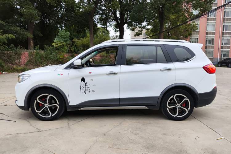 Used SWM X7 2017 1.5T Automatic Smart Enjoyment Version 7 Seats Left Side