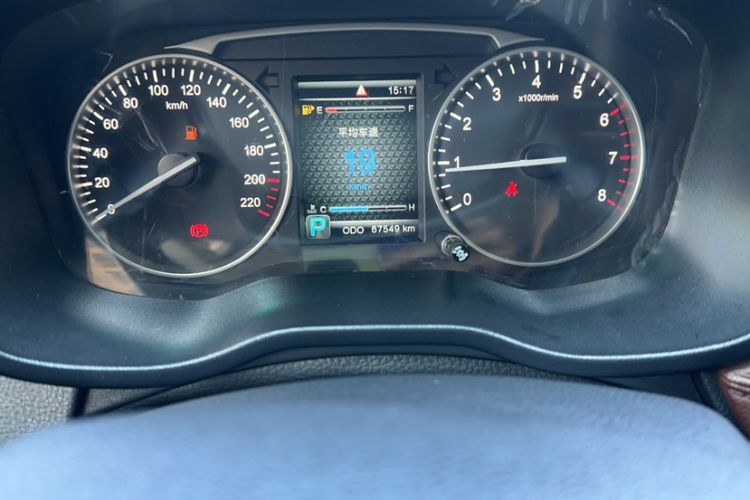 Used SWM X7 2017 1.5T Automatic Smart Enjoyment Version 7 Seats Odometer Close Up