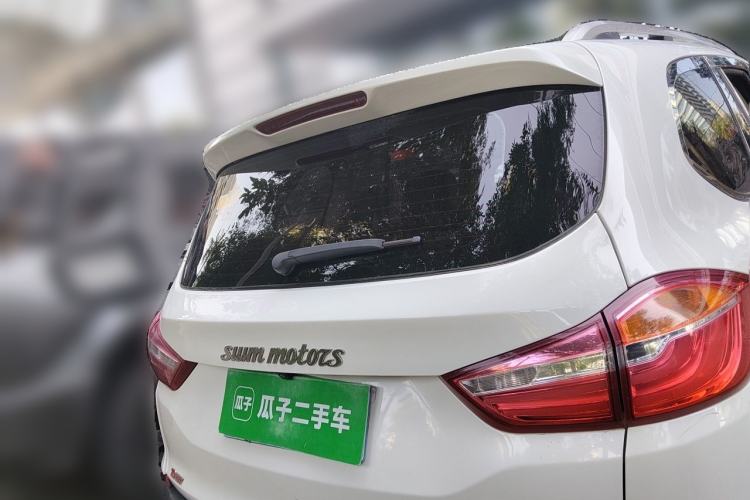 Used SWM X7 2017 1.5T Automatic Smart Enjoyment Version 7 Seats Rear