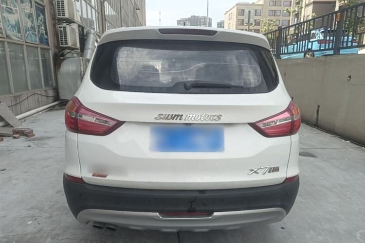Used SWM X7 2017 1.5T Automatic Smart Enjoyment Version 7 Seats Rear