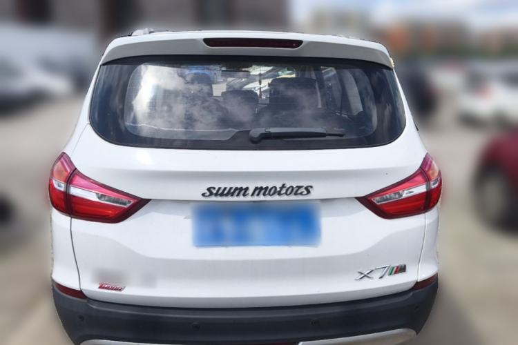 Used SWM X7 2017 1.5T Automatic Smart Enjoyment Version 7 Seats Rear