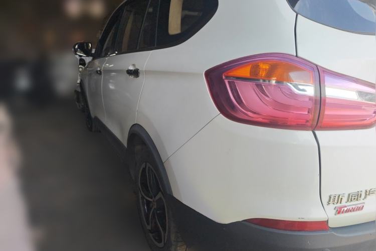 Used SWM X7 2017 1.5T Automatic Smart Enjoyment Version 7 Seats Rear Left 45 Deg