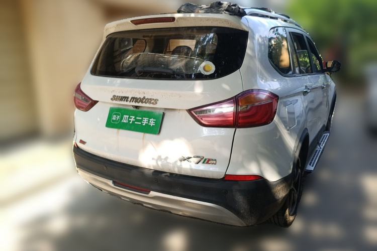 Used SWM X7 2017 1.5T Automatic Smart Enjoyment Version 7 Seats Rear Right 45 Deg