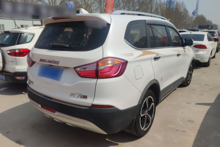 Used SWM X7 2017 1.5T Automatic Smart Enjoyment Version 7 Seats Rear Right 45 Deg