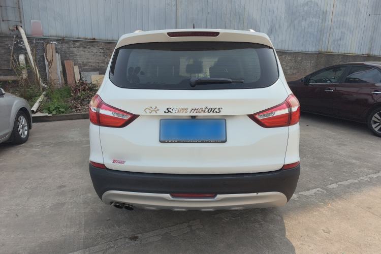 Used SWM X7 2017 1.5T Automatic Smart Enjoyment Version 7 Seats Rear