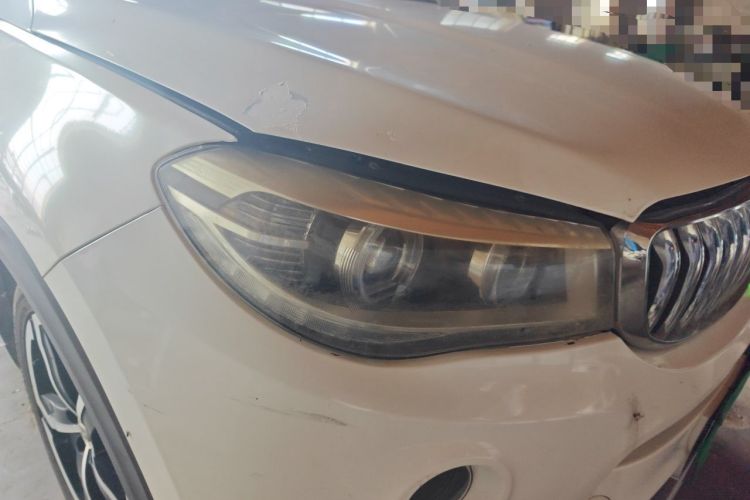 Used SWM X7 2017 1.5T Automatic Smart Enjoyment Version 7 Seats Right Front Headlight
