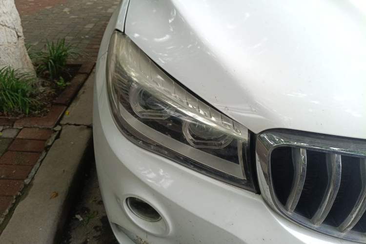 Used SWM X7 2017 1.5T Automatic Smart Enjoyment Version 7 Seats Right Front Headlight
