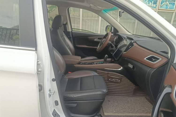 Used SWM X7 2017 1.5T Automatic Smart Enjoyment Version 7 Seats Right Front Seat