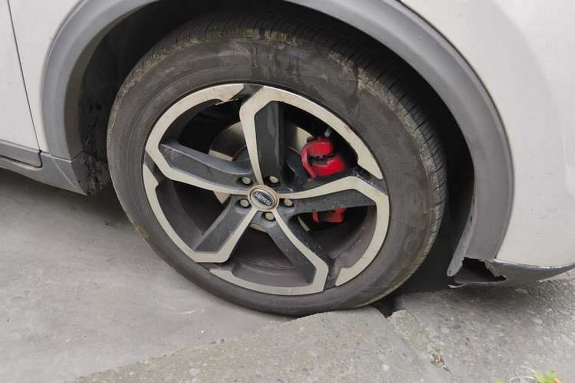Used SWM X7 2017 1.5T Automatic Smart Enjoyment Version 7 Seats Right Front Wheel Hub