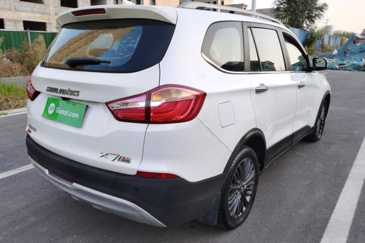 Used SWM X7 2017 1.5T Automatic Smart Enjoyment Version 7 Seats Right Rear Taillight