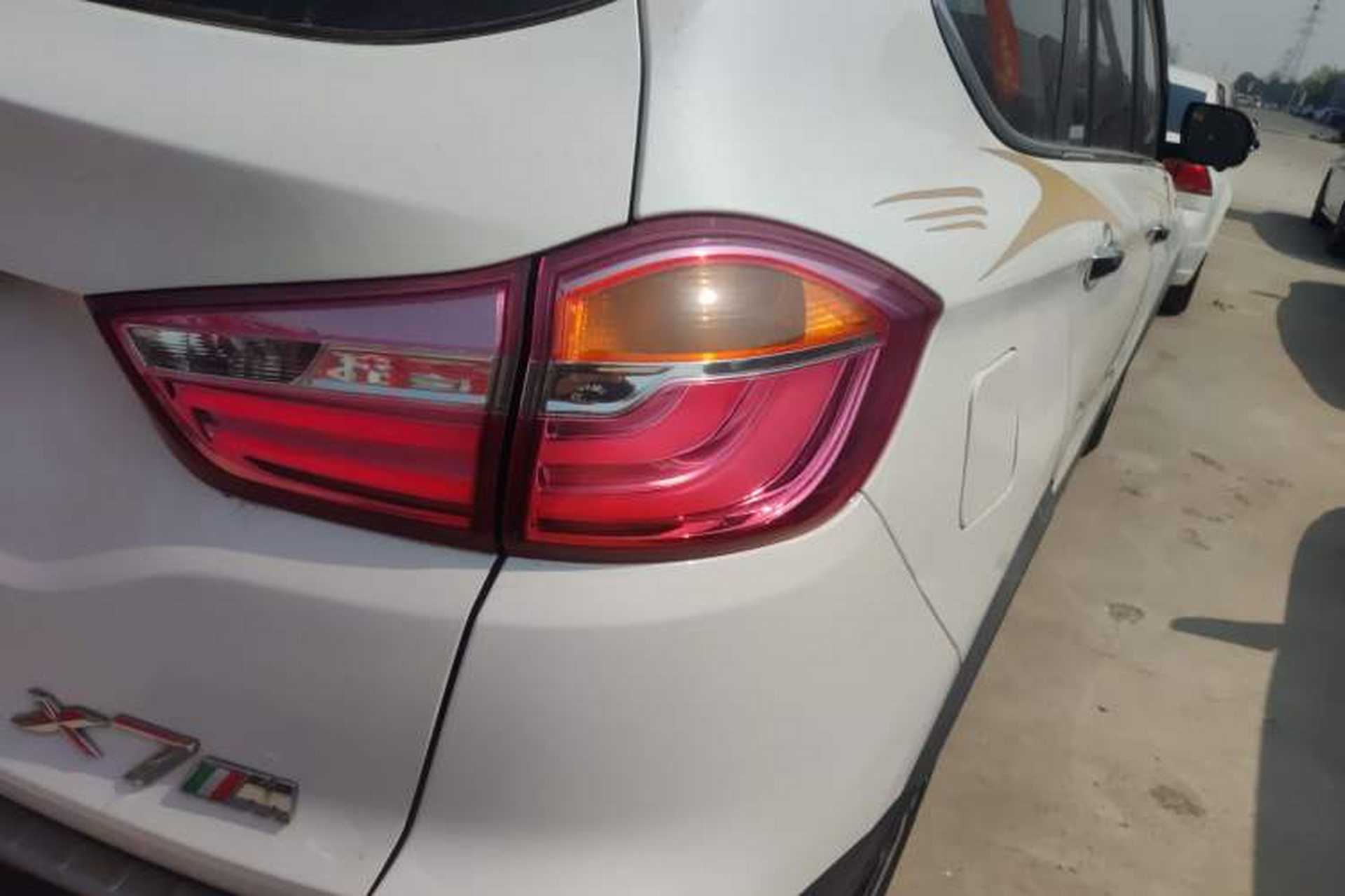 Used SWM X7 2017 1.5T Automatic Smart Enjoyment Version 7 Seats Right Rear Taillight