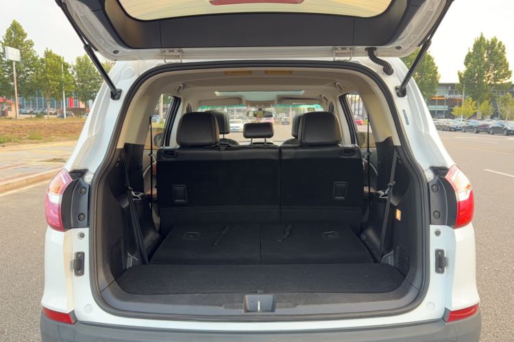 Used SWM X7 2017 1.5T Automatic Smart Enjoyment Version 7 Seats Trunk