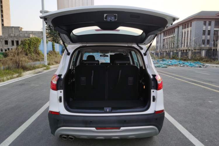 Used SWM X7 2017 1.5T Automatic Smart Enjoyment Version 7 Seats Trunk