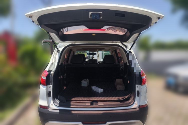 Used SWM X7 2017 1.5T Manual Inter Milan 110th Anniversary Edition 7-seater Trunk
