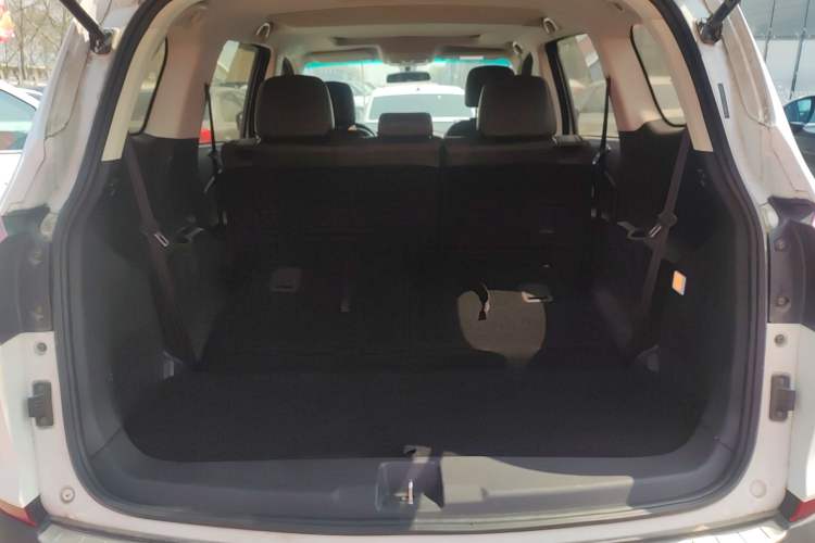 Used SWM X7 2017 1.5T Automatic Smart Enjoyment Version 7 Seats Trunk