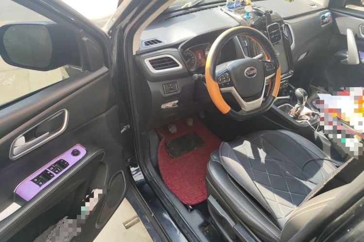 Used SWM X7 2018 1.8L Manual Luxury Edition 7 Seats Driver Seat