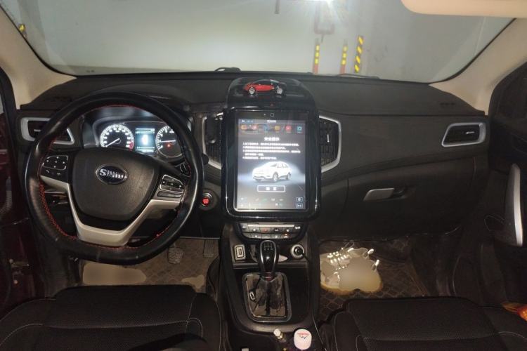 Used SWM X7 2018 1.5T Manual Luxury Version 7 Seats Center Console