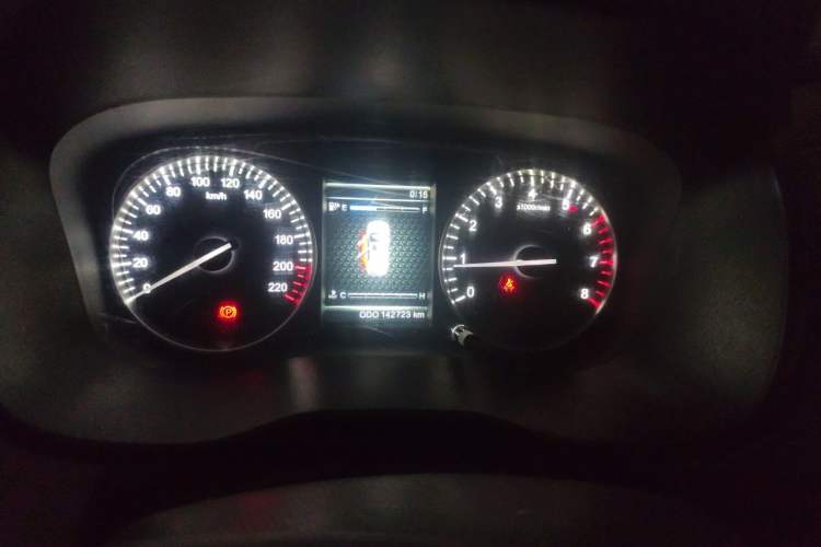 Used SWM X7 2018 1.5T Manual Luxury Version 7 Seats Instrument Cluster