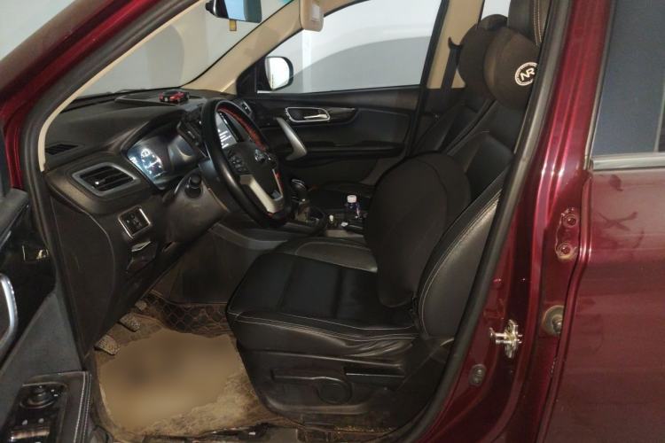 Used SWM X7 2018 1.5T Manual Luxury Version 7 Seats Left Front Seat
