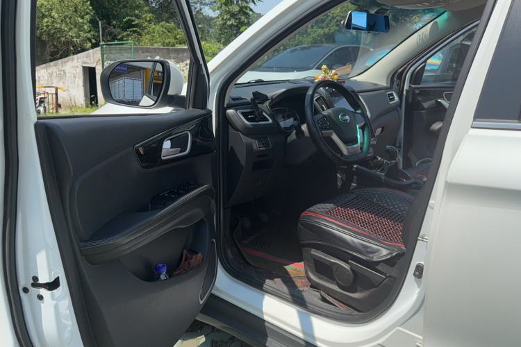 Used SWM X7 2018 1.8L Manual Comfort Version 7 Seats Driver Seat