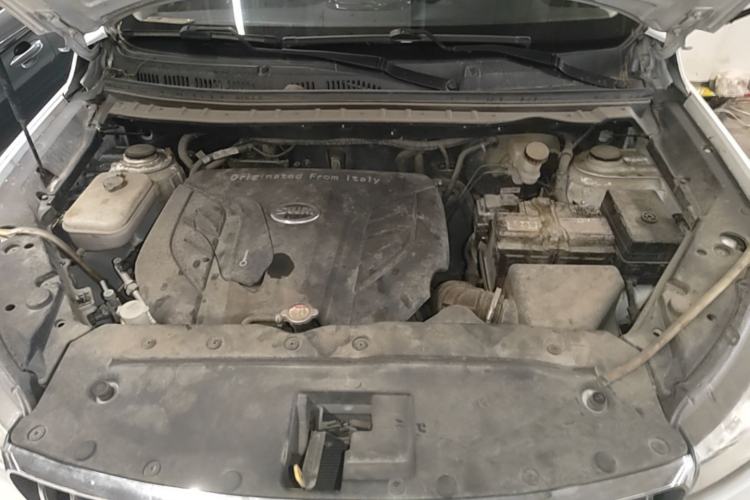 Used SWM X7 2018 1.8L Manual Comfort Version 7 Seats Engine Bay
