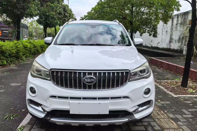 Used SWM X7 2018 Revised Version 1.8L Manual Comfort Edition 7 Seats Exterior 1