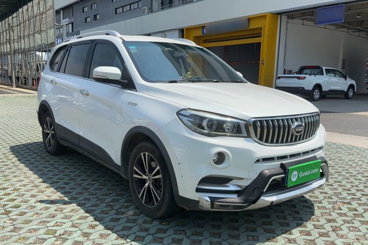 Used SWM X7 2018 1.8L Manual Comfort Version 7 Seats Exterior 2