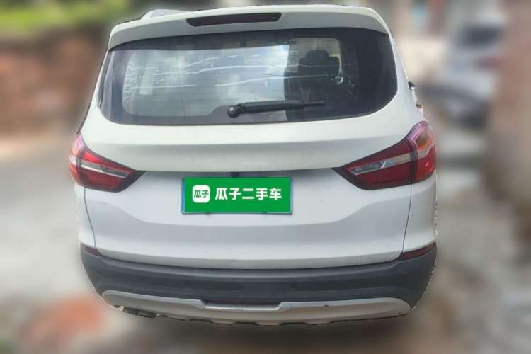 Used SWM X7 2018 Revised Version 1.8L Manual Comfort Edition 7 Seats Exterior 4