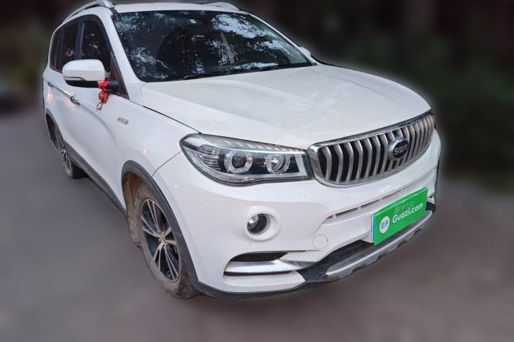 Used SWM X7 2018 Revised Version 1.8L Manual Comfort Edition 7 Seats Front Right 45 Deg
