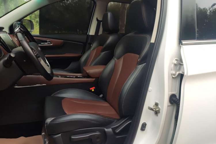 Used SWM X7 2018 Facelift 1.5T Automatic Comfort Version 7 Seats Left Front Seat
