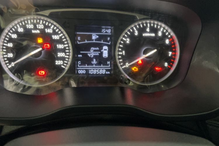Used SWM X7 2018 Revised Version 1.8L Manual Comfort Edition 7 Seats Odometer Close Up