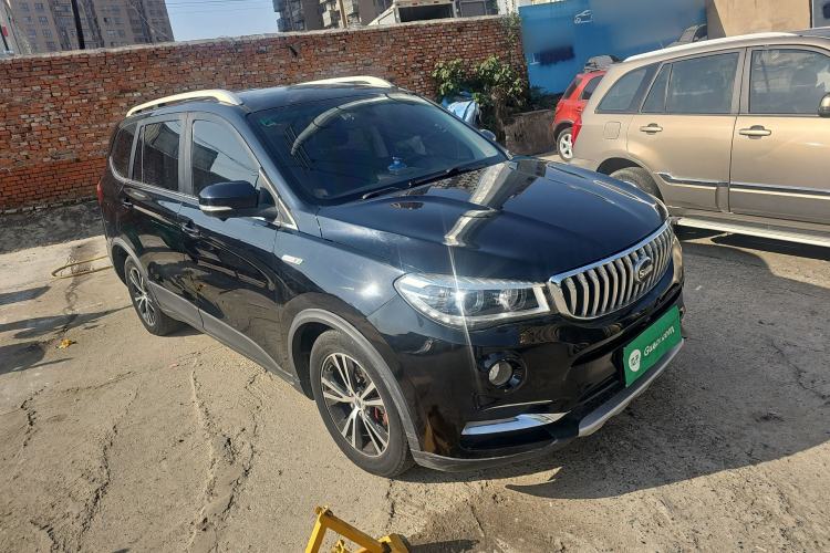 Used SWM X7 2020 2.0L Manual Comfort Version 7 Seats Front Right 45 Deg