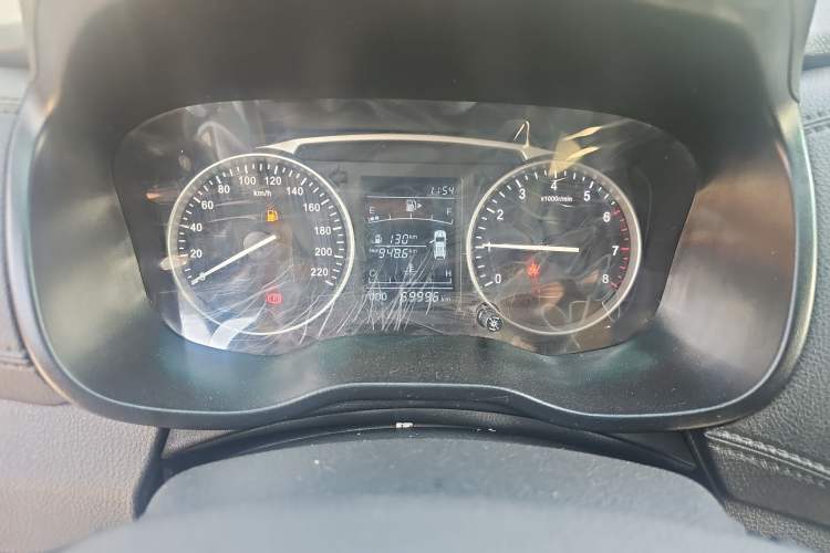 Used SWM X7 2020 2.0L Manual Comfort Version 7 Seats Instrument Cluster