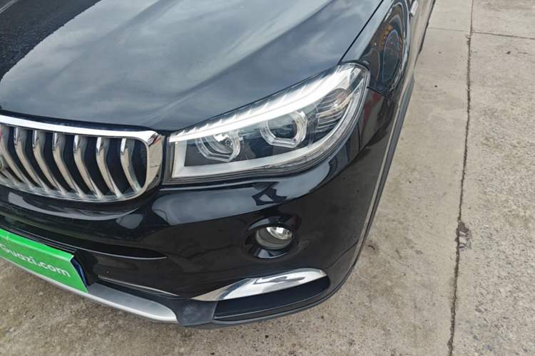 Used SWM X7 2020 2.0L Manual Comfort Version 7 Seats Left Front Headlight