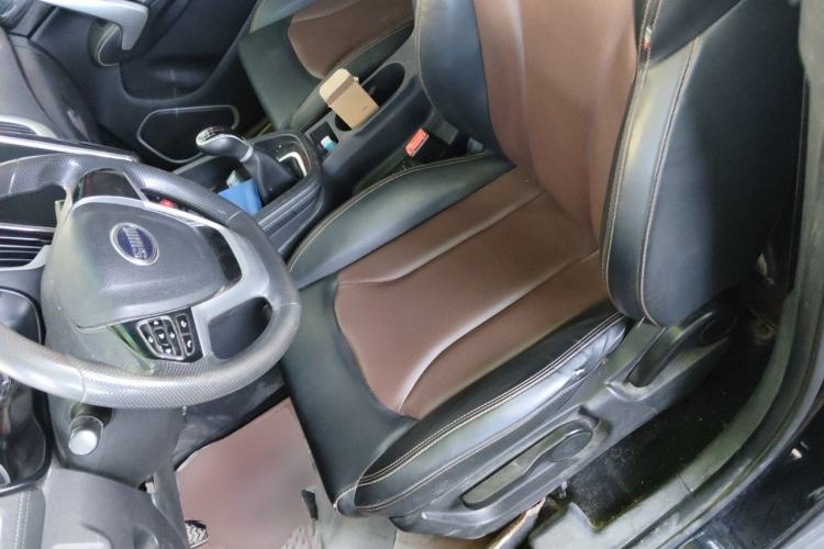 Used SWM X7 2020 2.0L Manual Comfort Version 7 Seats Left Front Seat
