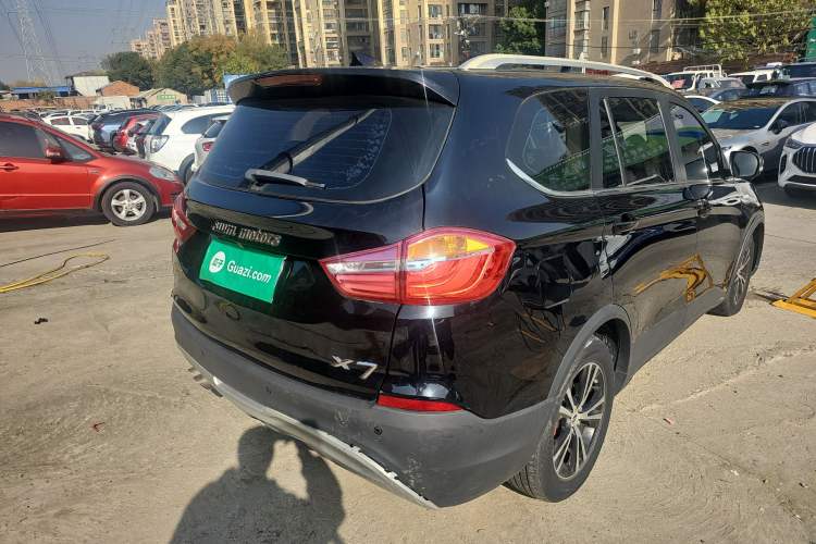 Used SWM X7 2020 2.0L Manual Comfort Version 7 Seats Rear Right 45 Deg
