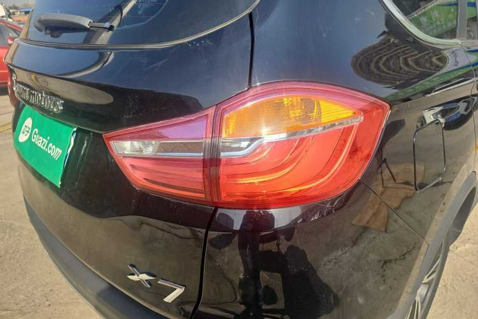 Used SWM X7 2020 2.0L Manual Comfort Version 7 Seats Right Rear Taillight