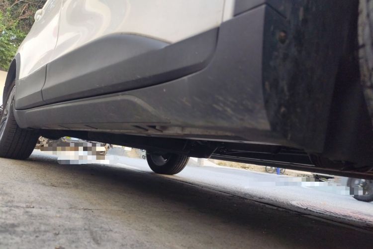 Used SWM X7  Chassis Front Right