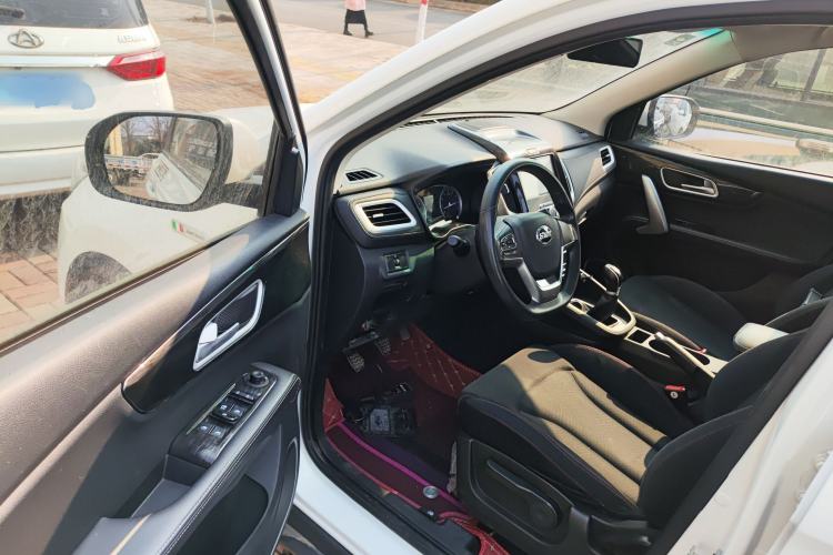 Used SWM X7 2020 2.0L Manual Champion Edition 7 Seats Driver Seat