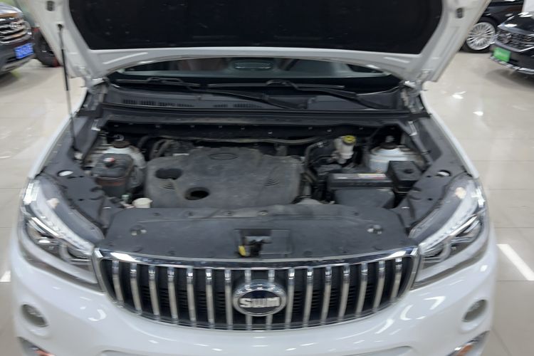 Used SWM X7 2020 2.0L Manual Comfort Version 7 Seats Engine Bay