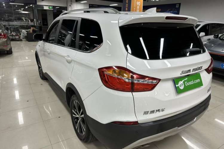 Used SWM X7 2020 2.0L Manual Comfort Version 7 Seats Exterior 1