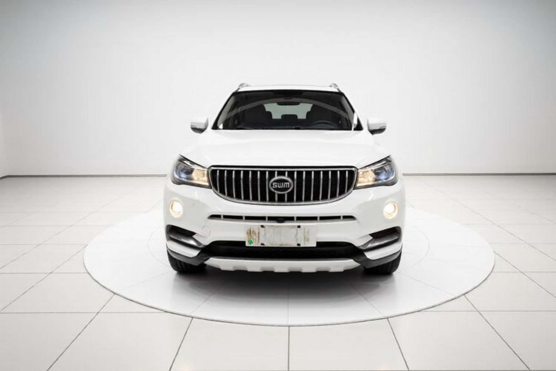 Used SWM X7 2020 2.0L Manual Comfort Version 7 Seats Front