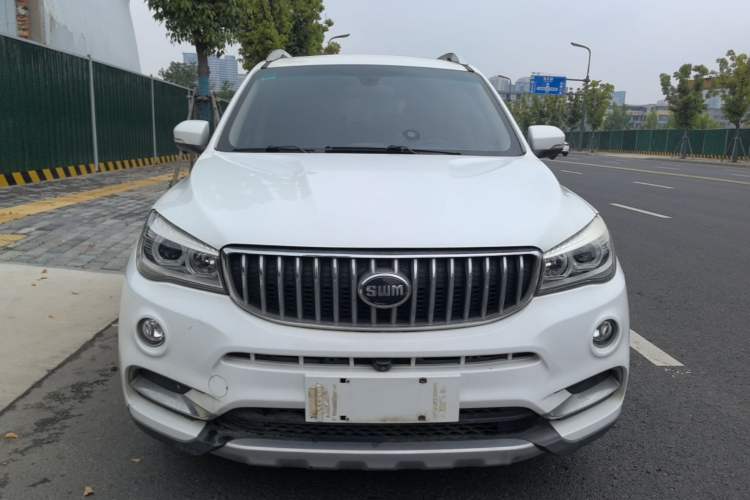Used SWM X7 2020 2.0L Manual Comfort Version 7 Seats Front