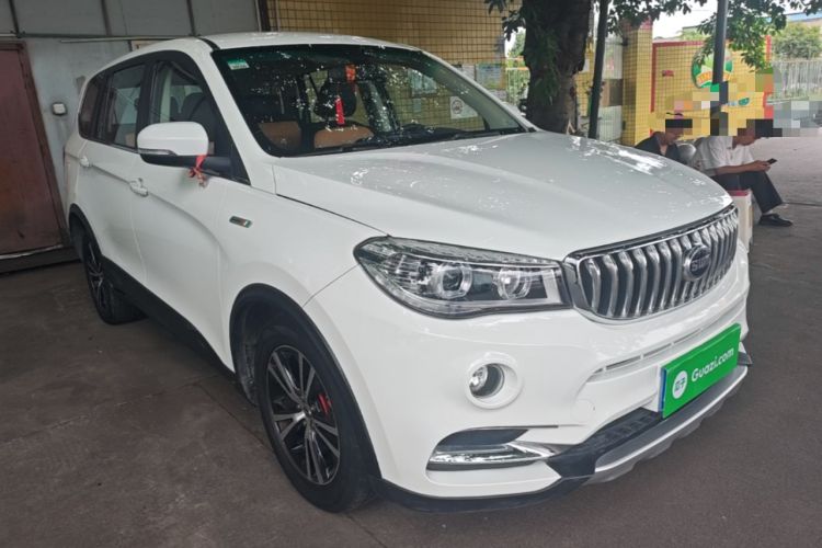 Used SWM X7 2020 2.0L Manual Champion Edition 7 Seats Front Right 45 Deg