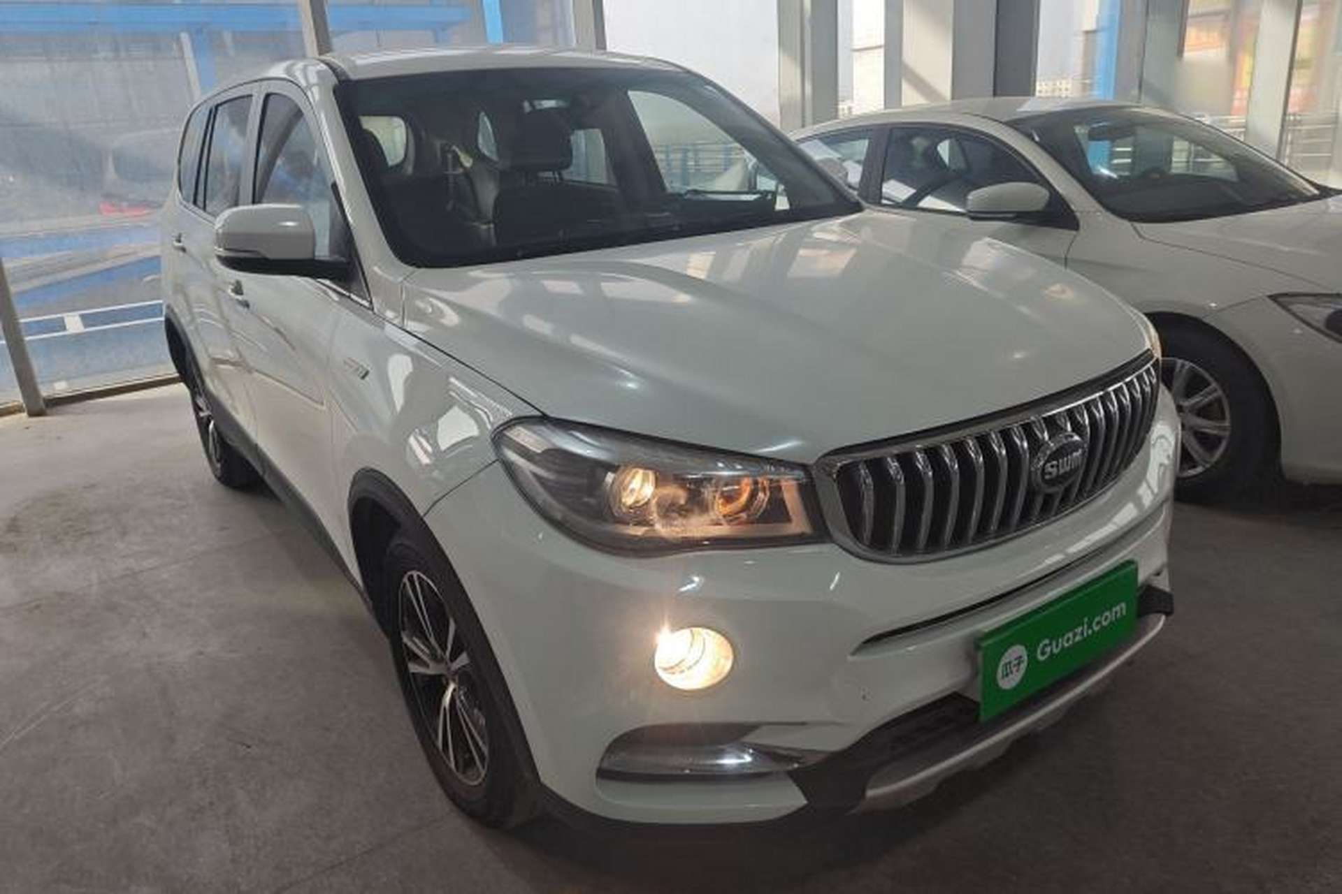 Used SWM X7 2020 2.0L Manual Champion Edition 7 Seats Front Right 45 Deg
