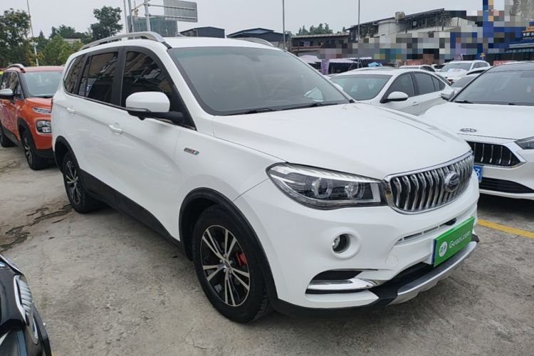 Used SWM X7 2020 2.0L Manual Elite Version 7 Seats Front Right 45 Deg