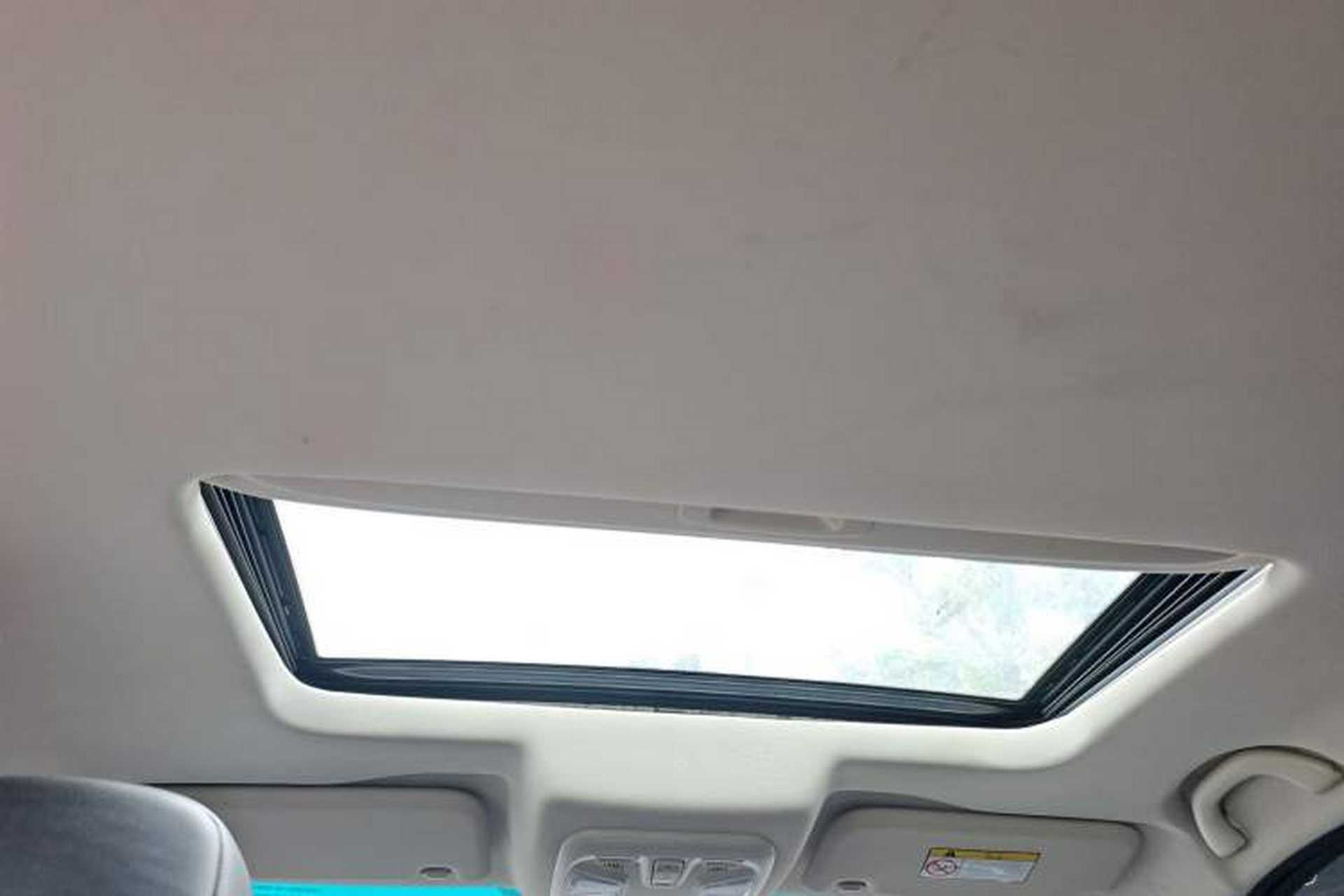 Used SWM X7 2020 2.0L Manual Comfort Version 7 Seats Headliner